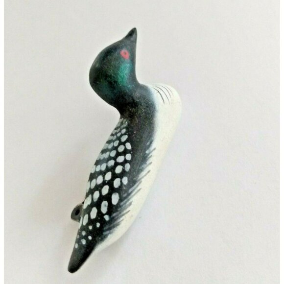 Hand Carved Bird Pin/Brooch (Canada Loon) Artist Russ Clark Ontario 2000 - Picture 8 of 8